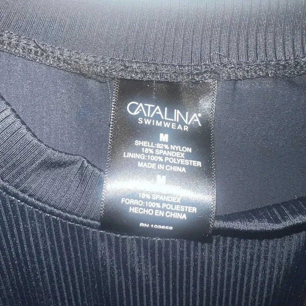 NWT Catalina Black Swimwear Top Size Medium